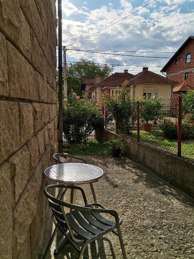 Kelizual Apartman Gornji Milanovac Kültér fotó