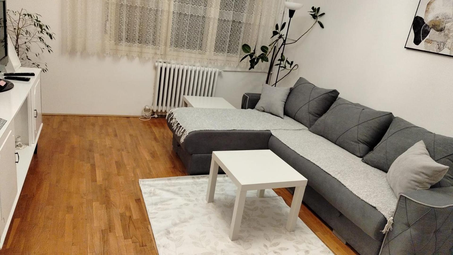 Kelizual Apartman Gornji Milanovac Kültér fotó