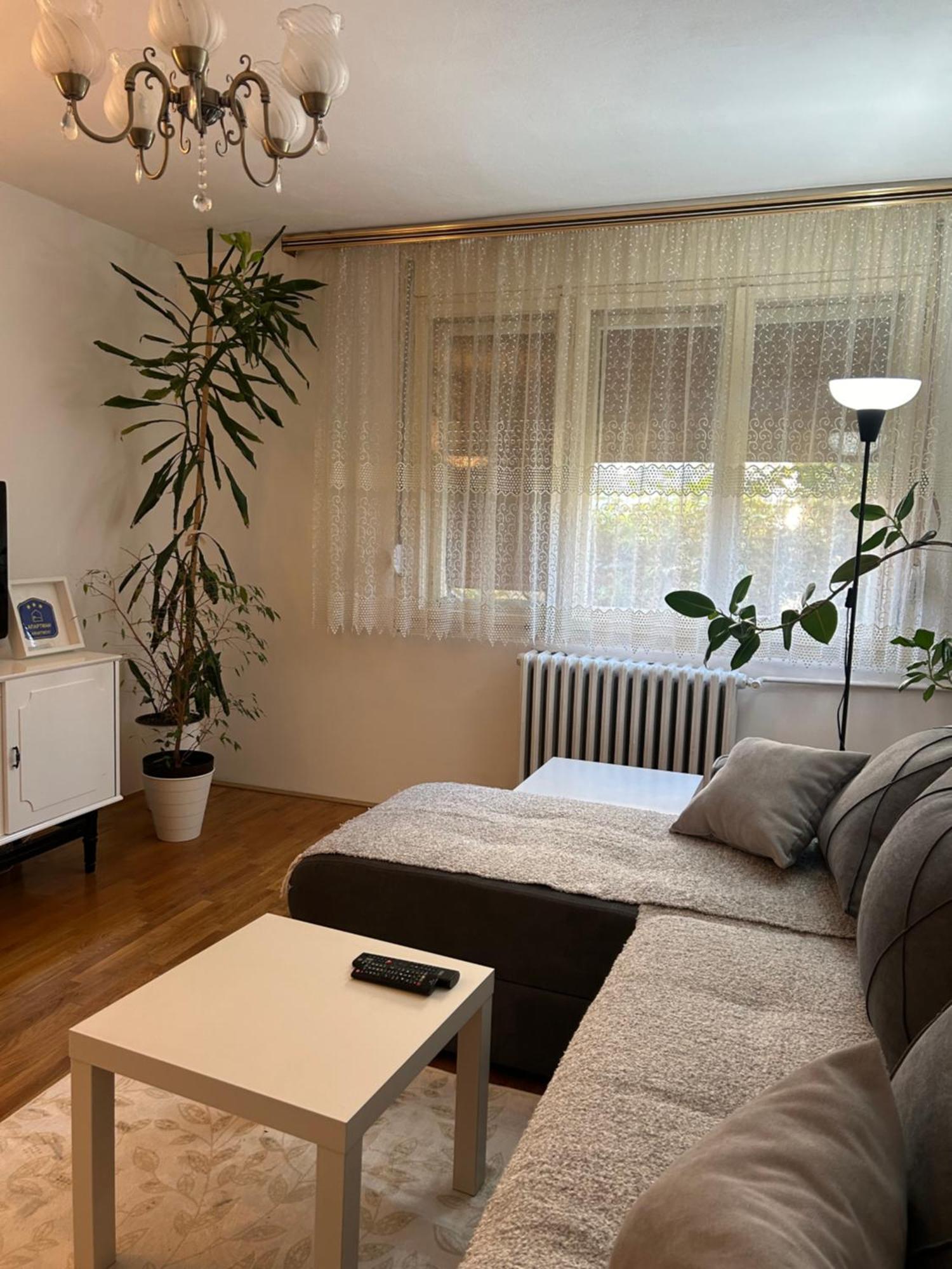 Kelizual Apartman Gornji Milanovac Kültér fotó